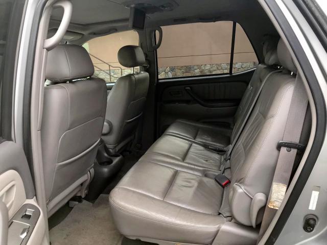 5TDBT48A63S185645 - 2003 TOYOTA SEQUOIA LI GRAY photo 4