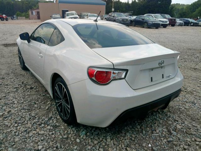 JF1ZNAA19D2709810 - 2013 TOYOTA SCION FR-S WHITE photo 3