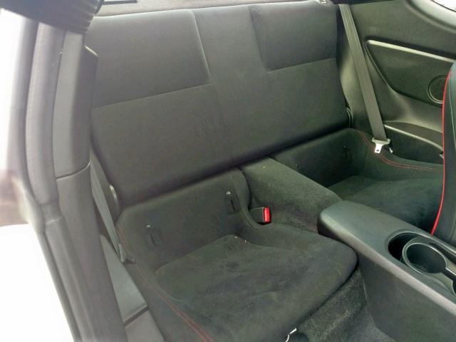 JF1ZNAA19D2709810 - 2013 TOYOTA SCION FR-S WHITE photo 6