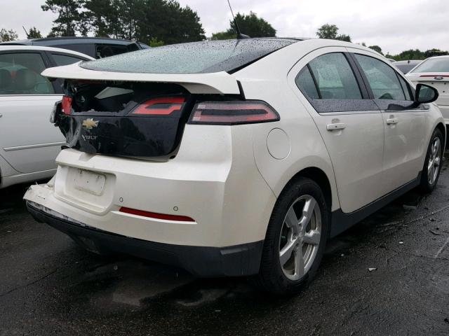 1G1RB6E48CU109201 - 2012 CHEVROLET VOLT CREAM photo 4