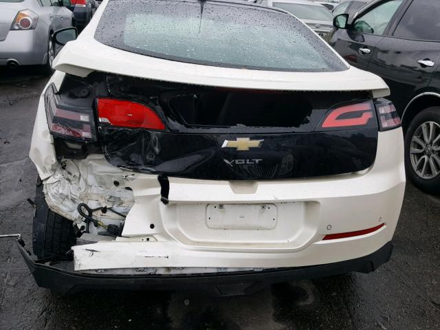 1G1RB6E48CU109201 - 2012 CHEVROLET VOLT CREAM photo 9