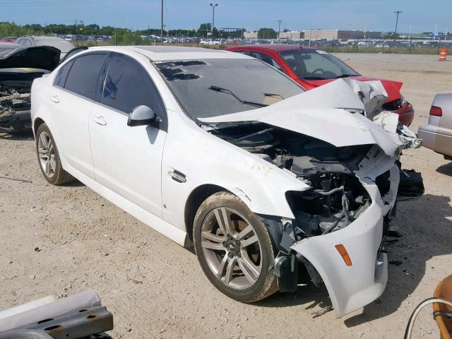 6G2ER577X8L136200 - 2008 PONTIAC G8 WHITE photo 1