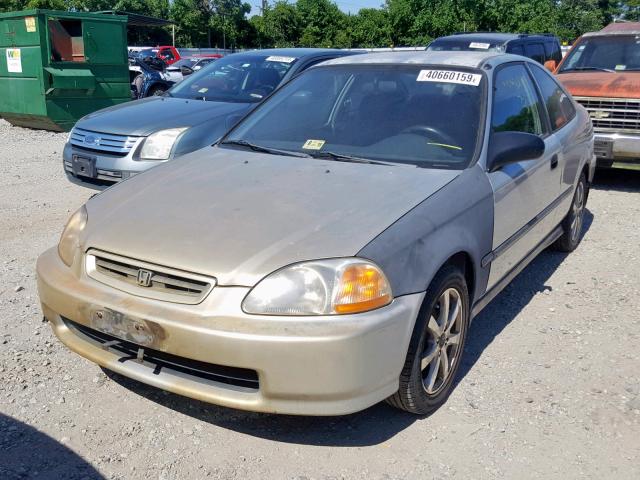 1HGEJ6127VL004317 - 1997 HONDA CIVIC DX SILVER photo 2