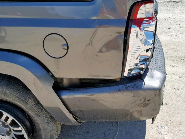 1J8HG48K47C685715 - 2007 JEEP COMMANDER GRAY photo 9