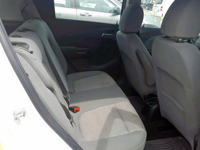 1G1JA6SG8D4188773 - 2013 CHEVROLET SONIC LS YELLOW photo 6