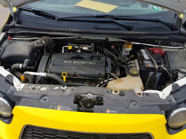 1G1JA6SG8D4188773 - 2013 CHEVROLET SONIC LS YELLOW photo 7