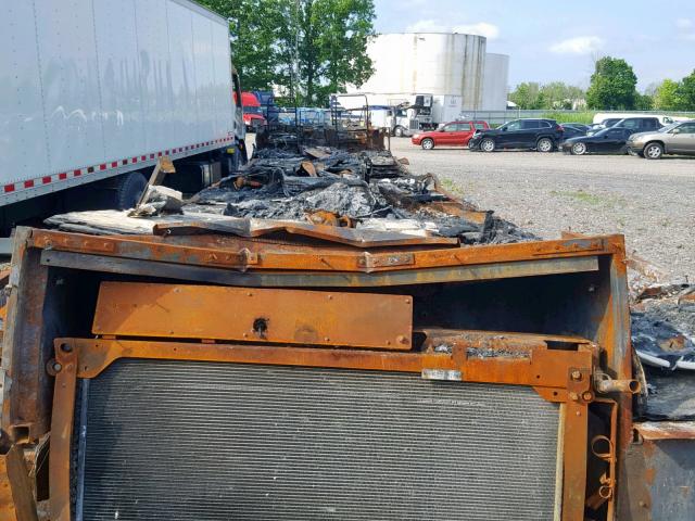 4UZFCUCY5DCFJ6657 - 2014 WINNEBAGO CHASSIS XC BURN photo 9