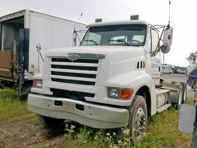 2FWPNWEB2YAB62292 - 2000 STERLING TRUCK LT 9511 WHITE photo 2