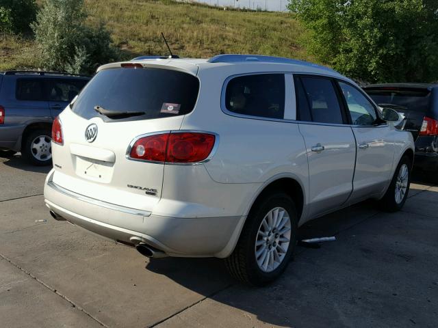 5GAEV23718J230598 - 2008 BUICK ENCLAVE CX WHITE photo 4