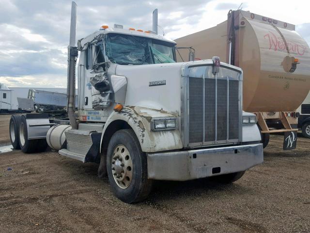 1XKWDP9X4CJ300361 - 2012 KENWORTH CONSTRUCTI WHITE photo 1