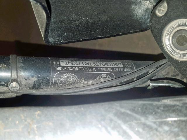 1HD1FCW131Y640192 - 2001 HARLEY-DAVIDSON FLHTCUI BLACK photo 10