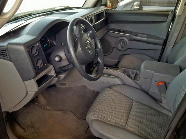 1J8HH48K97C518621 - 2007 JEEP COMMANDER BLACK photo 5