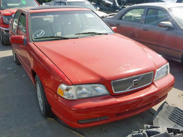 YV1LS5677W2473443 - 1998 VOLVO S70 GLT RED photo 1