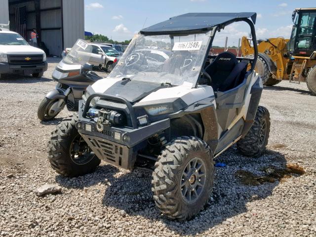 4XAVBA874GB674374 - 2016 POLARIS RZR S 900 WHITE photo 2