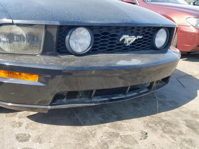 1ZVFT82H655159843 - 2005 FORD MUSTANG GT BLACK photo 9