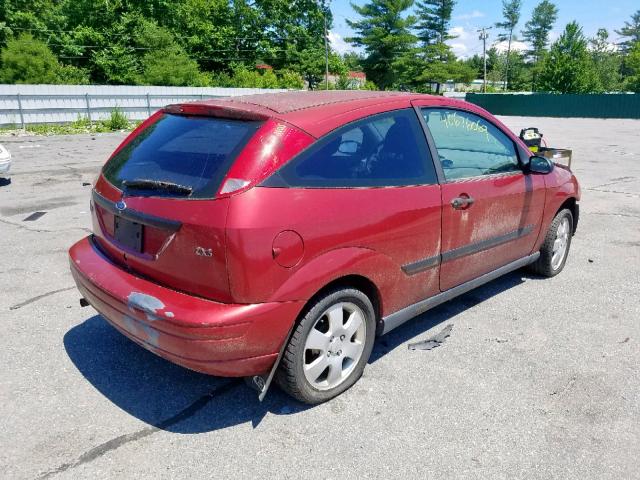 3FAFP31381R135539 - 2001 FORD FOCUS ZX3 RED photo 4