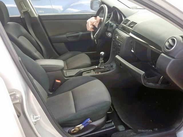 JM1BK12F961482979 - 2006 MAZDA 3 I SILVER photo 5