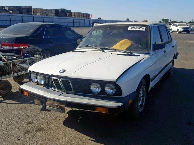 WBADK8301D9206738 - 1983 BMW 528 E AUTO WHITE photo 2