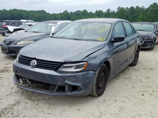 3VW2K7AJ3CM367458 - 2012 VOLKSWAGEN JETTA BASE GRAY photo 2