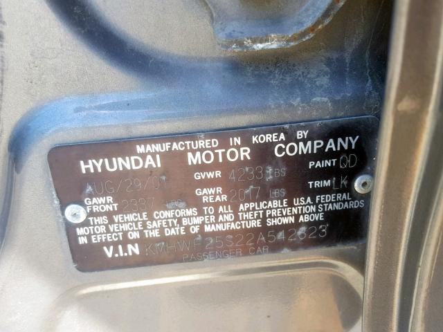 KMHWF25S22A542823 - 2002 HYUNDAI SONATA GL GRAY photo 10