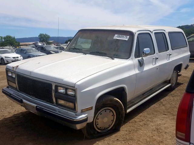 1GKGR26N6KF500283 - 1989 GMC SUBURBAN R WHITE photo 2