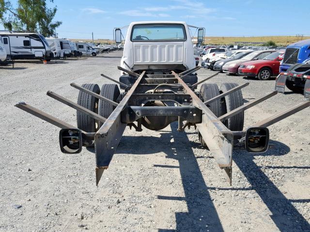 1FDNF70J7VVA31354 - 1997 FORD F700 WHITE photo 6