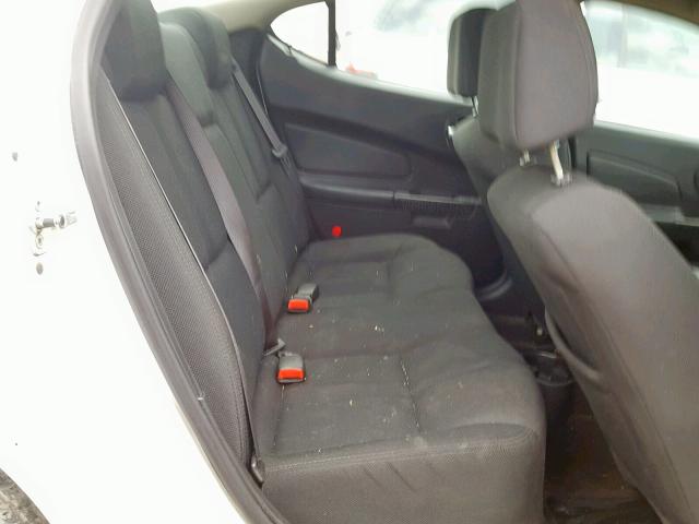 2G2WP552181171972 - 2008 PONTIAC GRAND PRIX WHITE photo 6