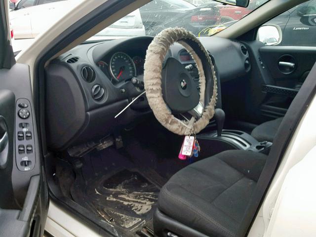 2G2WP552181171972 - 2008 PONTIAC GRAND PRIX WHITE photo 9