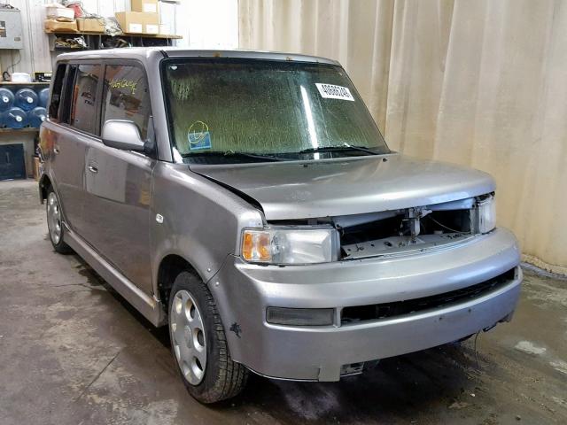 JTLKT324954000245 - 2005 TOYOTA SCION XB 银色 照片 1