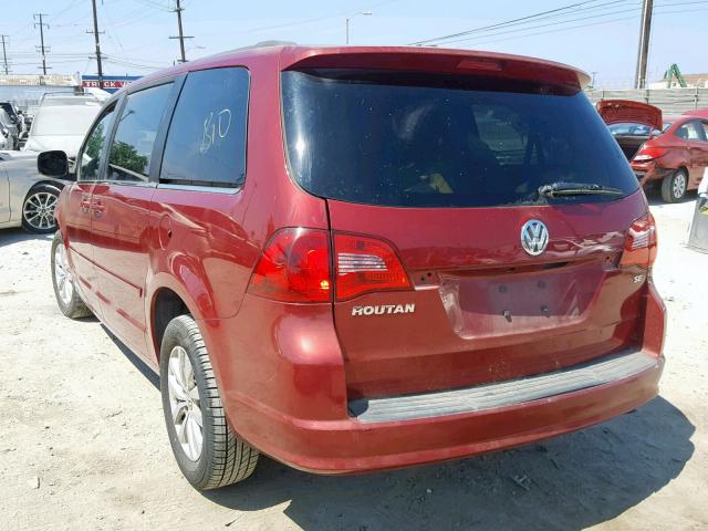 2C4RVABG1CR276609 - 2012 VOLKSWAGEN ROUTAN SE BURGUNDY photo 3