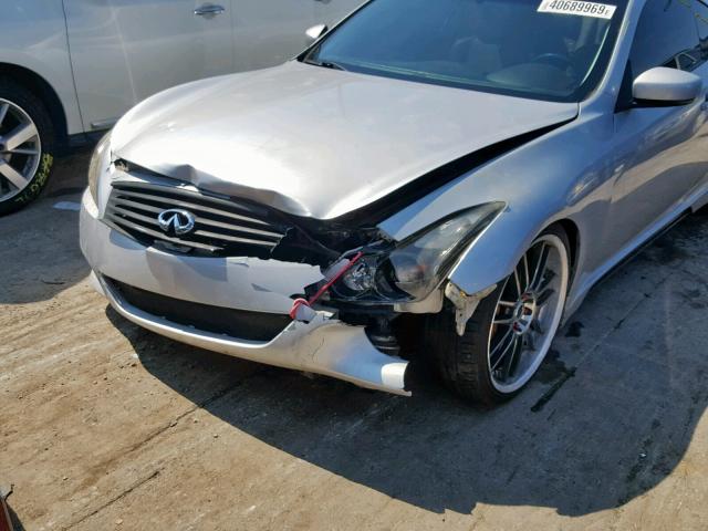 JNKCV64E48M104968 - 2008 INFINITI G37 BASE SILVER photo 9