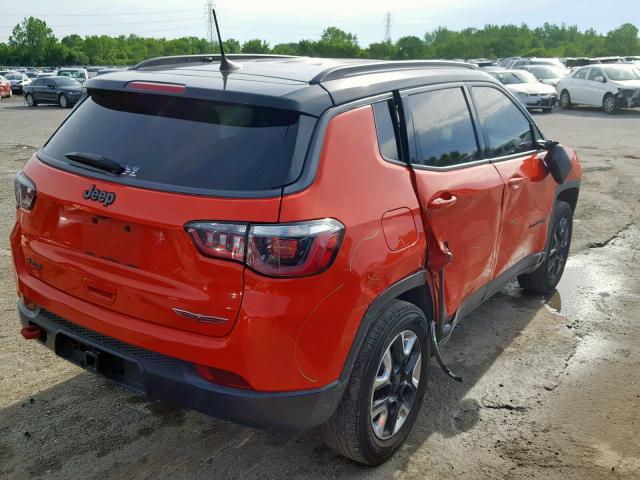 3C4NJDDB3HT624511 - 2017 JEEP COMPASS TR ORANGE photo 4