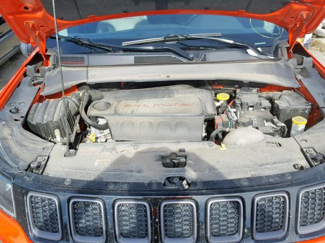 3C4NJDDB3HT624511 - 2017 JEEP COMPASS TR ORANGE photo 7