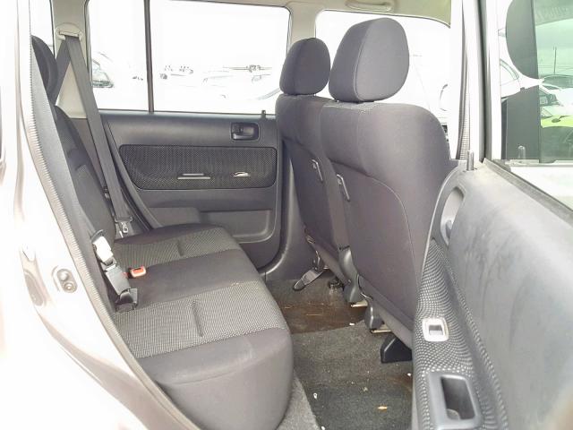 JTLKT324754004083 - 2005 TOYOTA SCION XB 灰色 照片 6