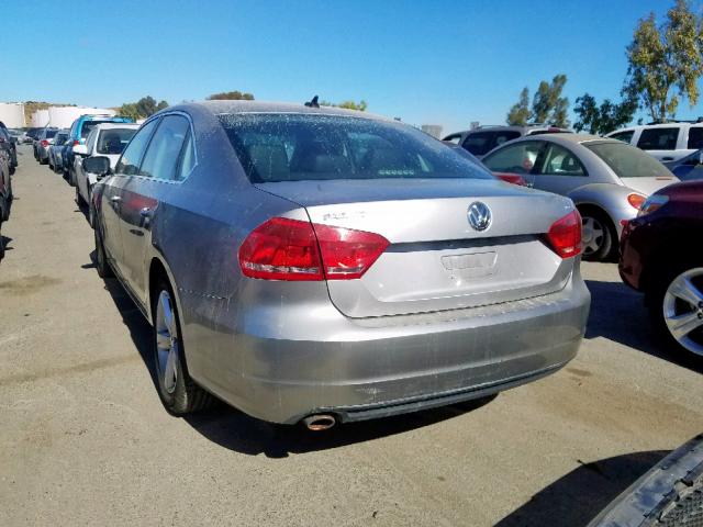 1VWBP7A31DC032477 - 2013 VOLKSWAGEN PASSAT SE SILVER photo 3