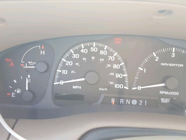 5LMPU28A4YLJ14050 - 2000 LINCOLN NAVIGATOR BEIGE photo 8