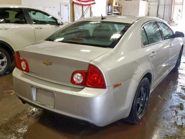 1G1ZC5EB2AF267282 - 2010 CHEVROLET MALIBU 1LT 银色 照片 4