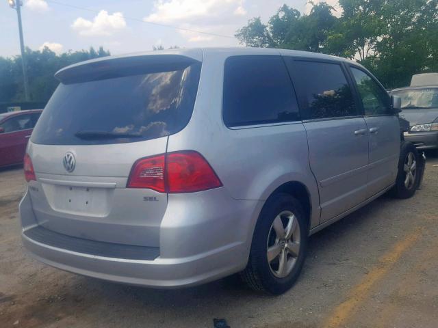 2V8HW54X39R608494 - 2009 VOLKSWAGEN ROUTAN SEL SILVER photo 4