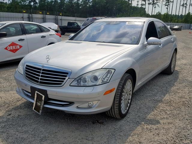 WDDNG71X97A072377 - 2007 MERCEDES-BENZ S 550 SILVER photo 2