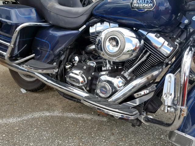 1HD1FC4308Y630783 - 2008 HARLEY-DAVIDSON FLHTCUI BLUE photo 7