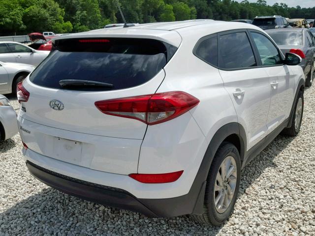 KM8J23A41HU331445 - 2017 HYUNDAI TUCSON SE WHITE photo 4