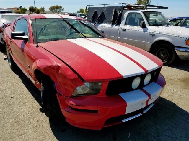 1ZVFT82H575363858 - 2007 FORD MUSTANG GT RED photo 1