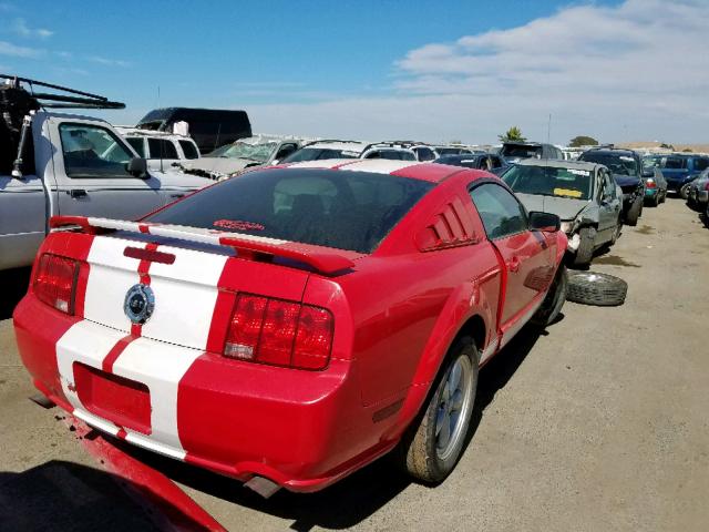 1ZVFT82H575363858 - 2007 FORD MUSTANG GT RED photo 4