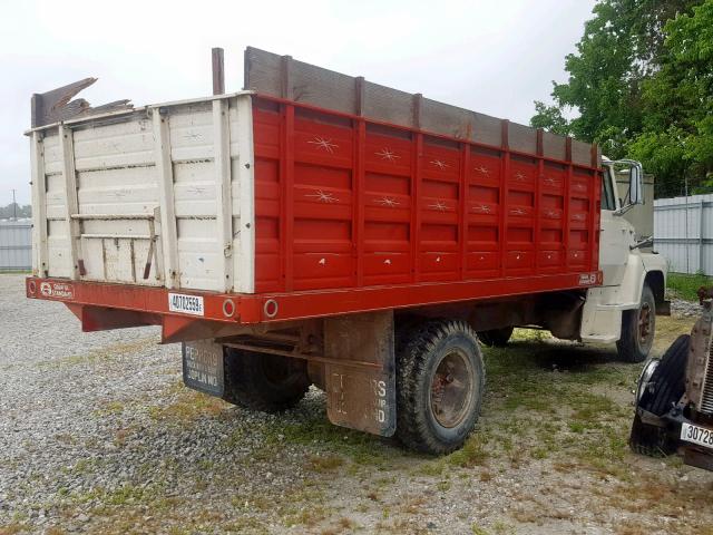 N75EVTR1692 - 1974 FORD DUMP TRUCK CREAM photo 4