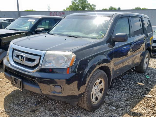 5FNYF4H24AB025887 - 2010 HONDA PILOT LX BLACK photo 2