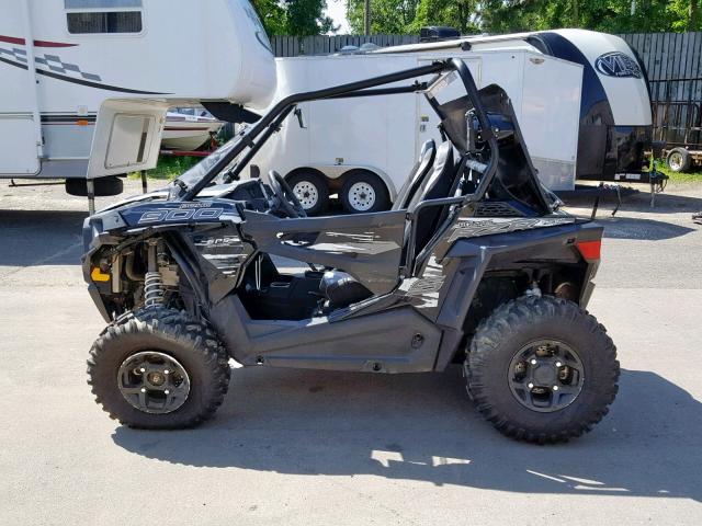 3NSVBE876JH467475 - 2018 POLARIS RZR S 900 BLACK photo 3