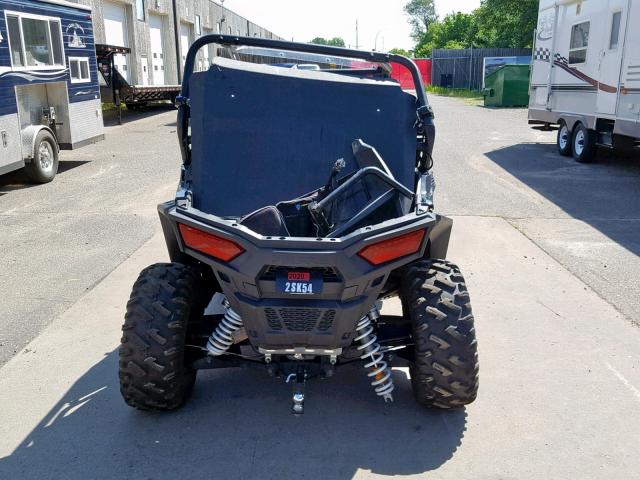 3NSVBE876JH467475 - 2018 POLARIS RZR S 900 BLACK photo 4