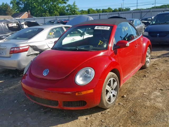 3VWRF31Y46M325829 - 2006 VOLKSWAGEN NEW BEETLE 红色 照片 2