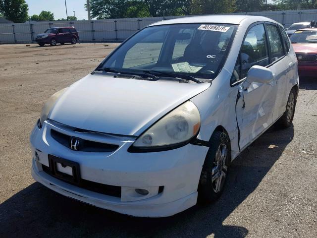 JHMGD38697S007748 - 2007 HONDA FIT S WHITE photo 2