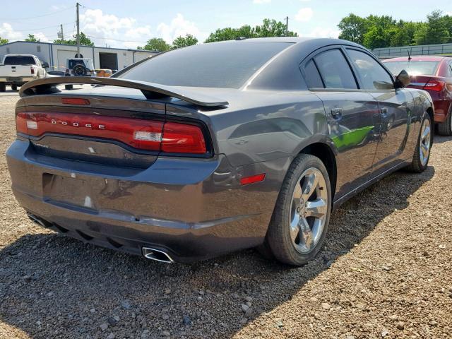 2C3CDXHG5DH552451 - 2013 DODGE CHARGER SX GRAY photo 4